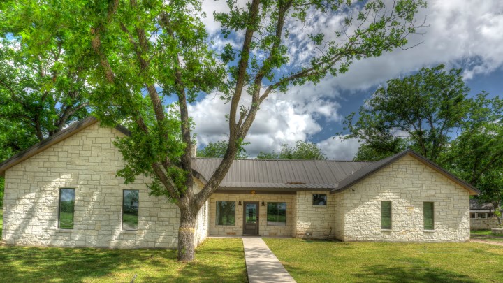 Frio Pecan Farm House 30