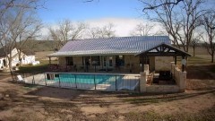 House 32